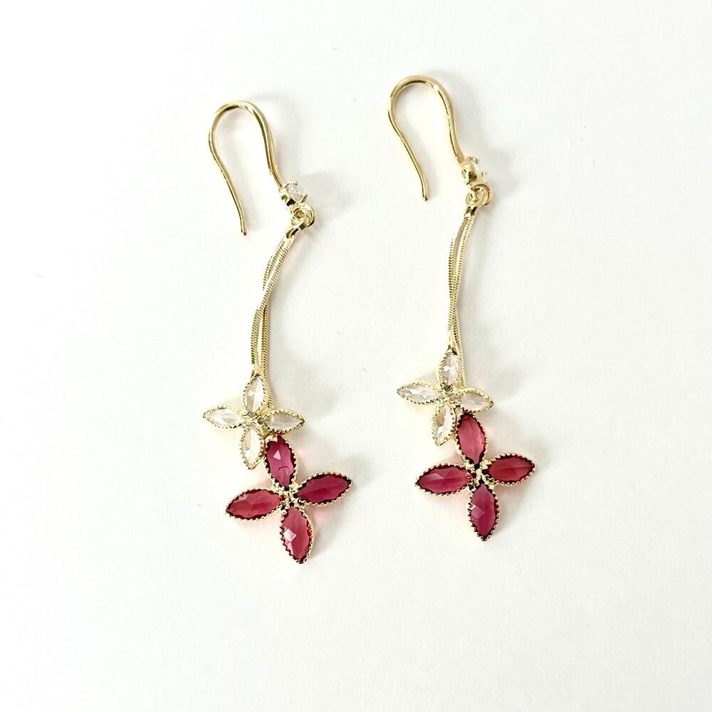 Dangle Earrings Gold Tone White and Pink Stones Floral Pattern Jewelry
